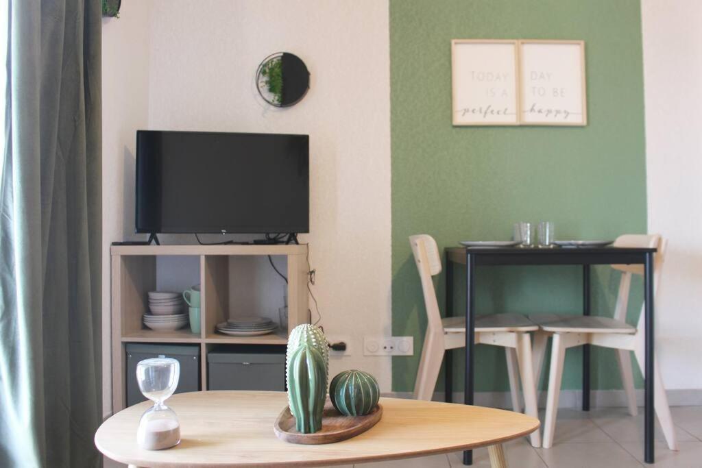 Appartement De Charme - Proche Centre-Ville Et Gare 몽펠리에 외부 사진